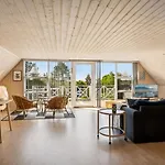 Eikka - 100m From The Sea By Interhome