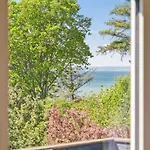 Eikka - 100m From The Sea By Interhome *