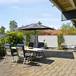 Ferienhaus Eikka - 100m From The Sea By Interhome