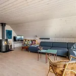 펜션 Eikka - 100m From The Sea By Interhome *