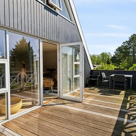 펜션 Eikka - 100m From The Sea By Interhome Knebel