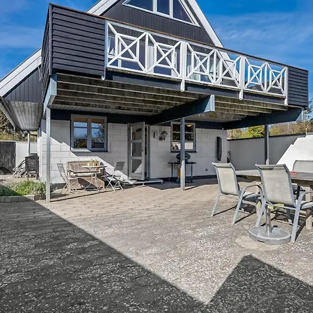 Eikka - 100m From The Sea By Interhome * Knebel