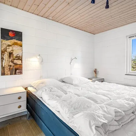 Eikka - 100m From The Sea By Interhome * Knebel